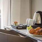 Bishop's House 4*