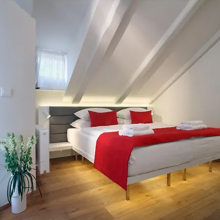 Bishop's House Hotel Prague