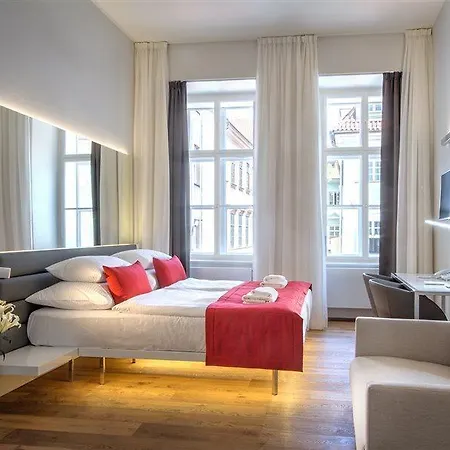 Bishop's House Hotel 4*