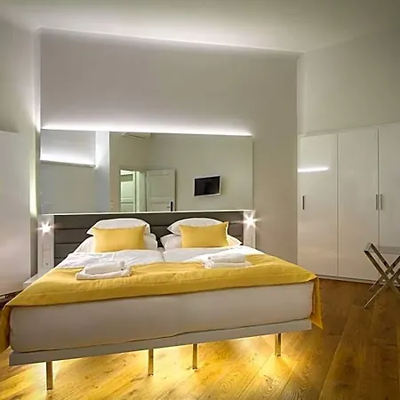 Bishop's House Hotel 4*