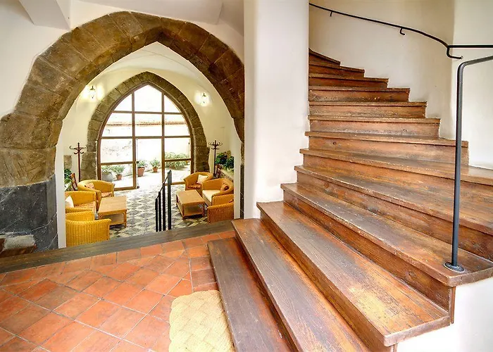 فندق بيشوبس هاوس 4*