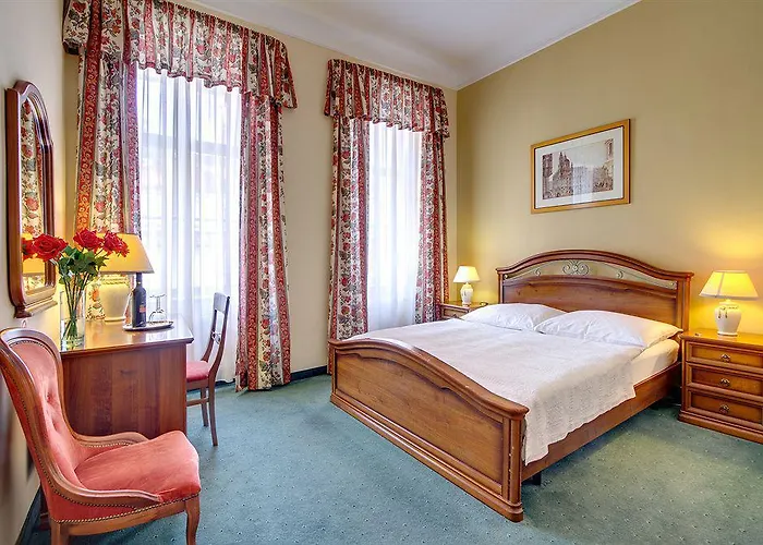 Bishop's House Hotel 4*